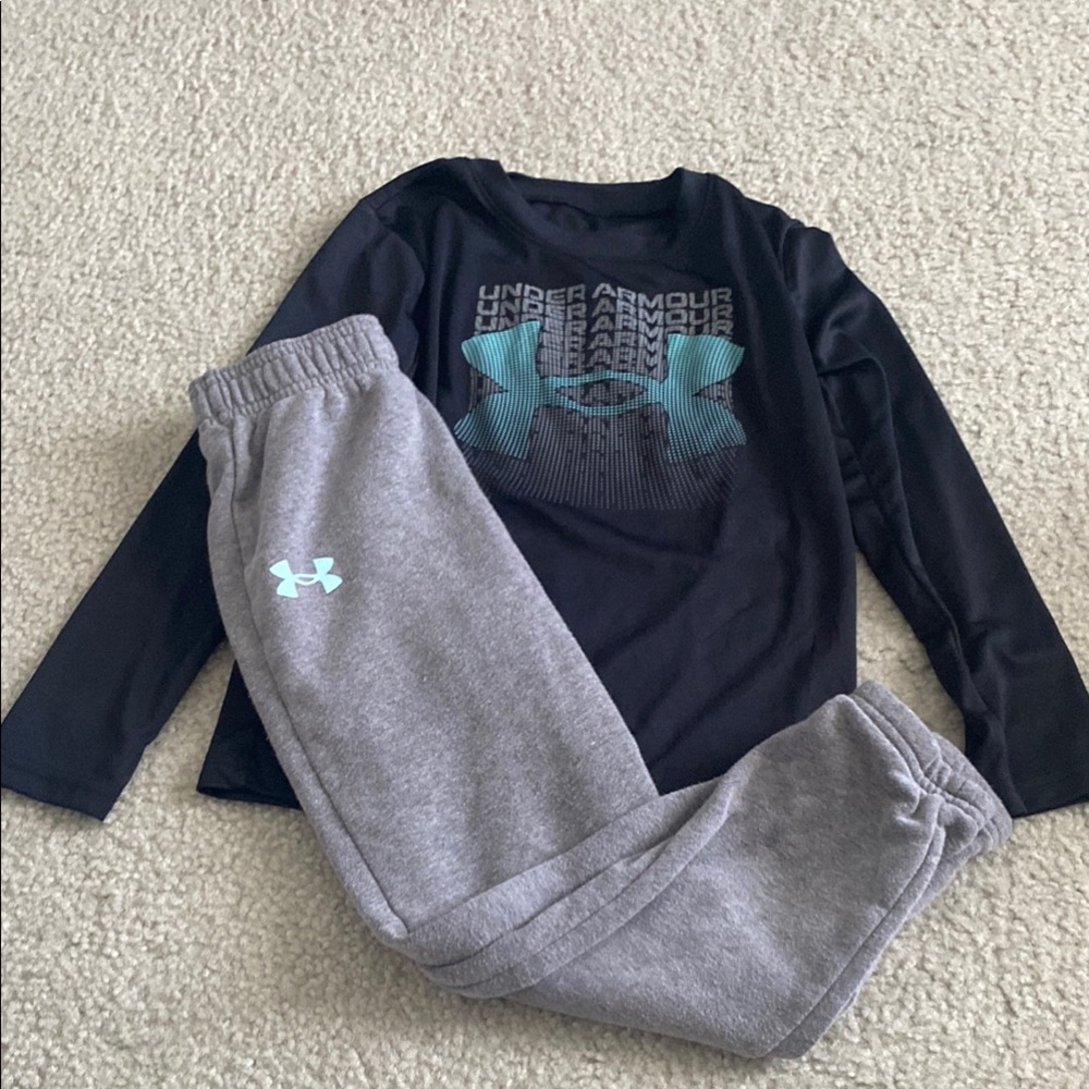 Under Armour Black Long Sleeve Tee Performance Comfort